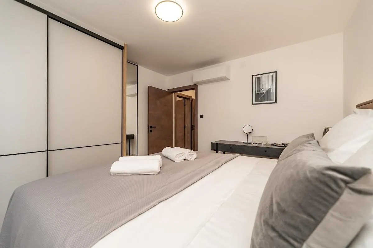 Star Boulevard Apartment Zadar